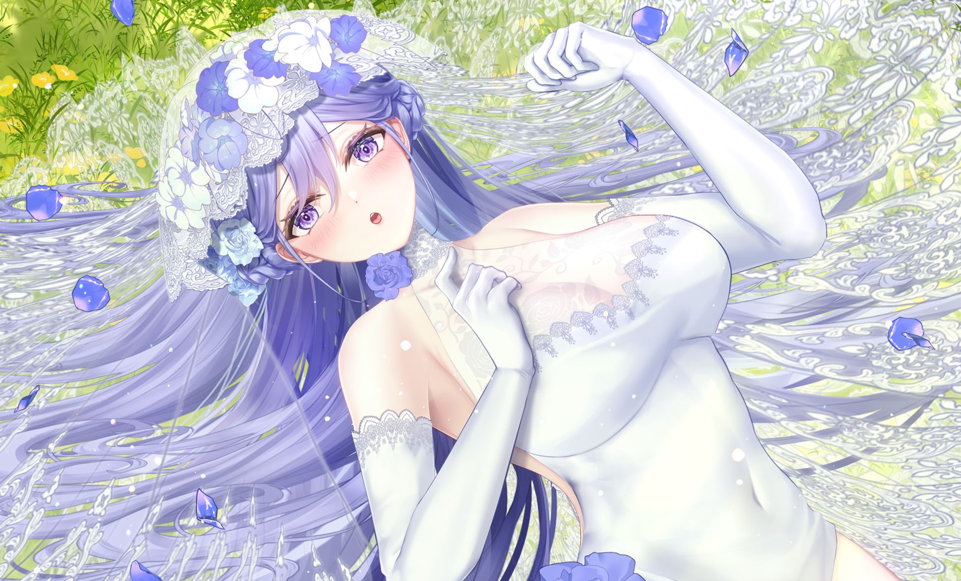 白いシルクの美女